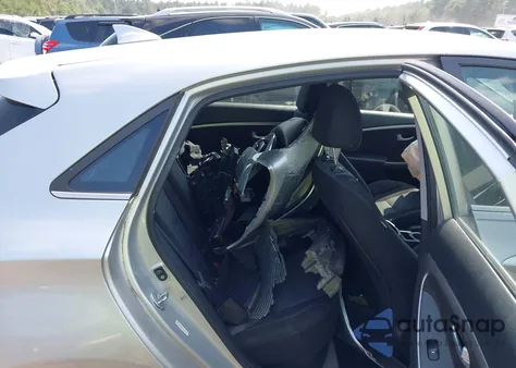 2013 Hyundai Elantra Gt from USA, damaged, VIN KMHD35LE0DU106889